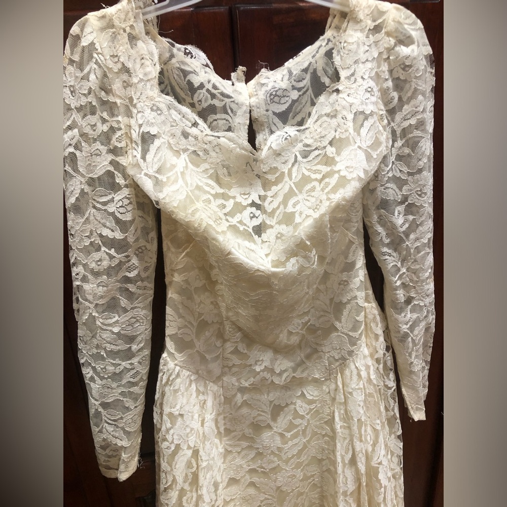 Saks Fifth Avenue Vintage 1950s Lace Wedding Dress Gown Sz M RARE FIND - Picture 5 of 16